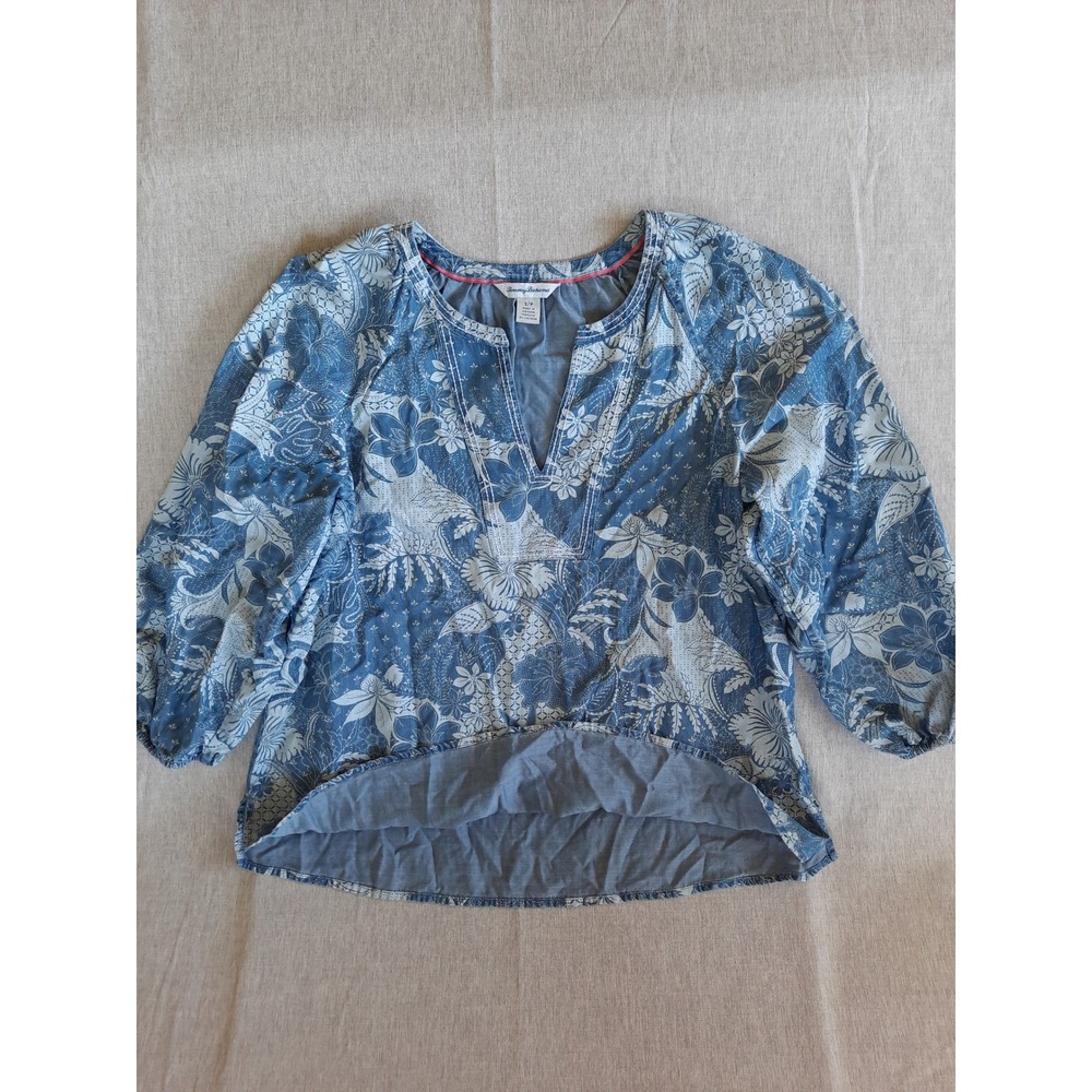 Tommy Bahama Women Small Petite Paisley Chambray vNeck Blouse 3/4 Sleeve Lyocell